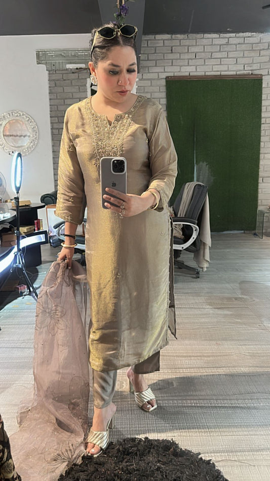 Pataka Shimmer suit
