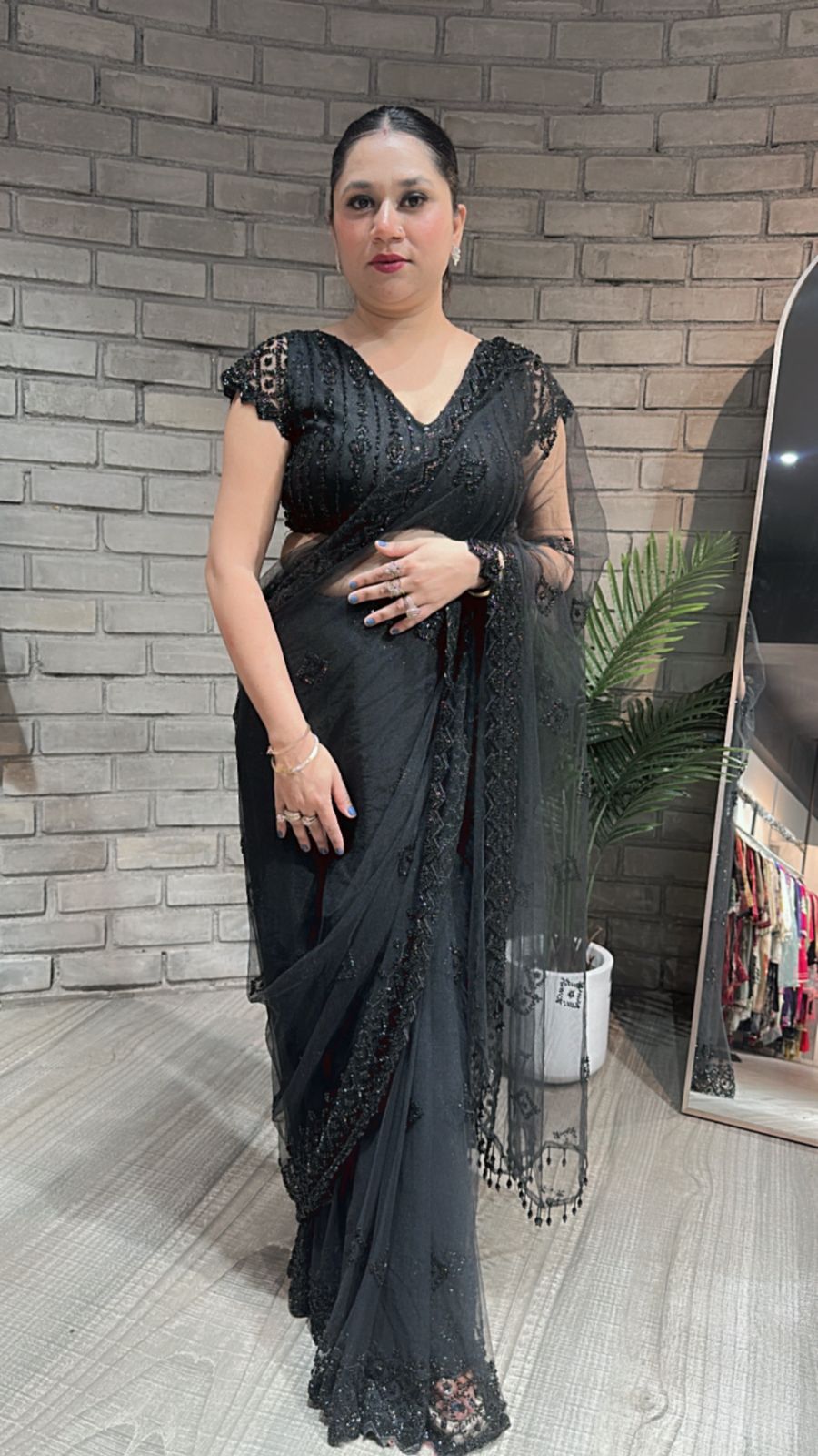 Roise Black katdana saree