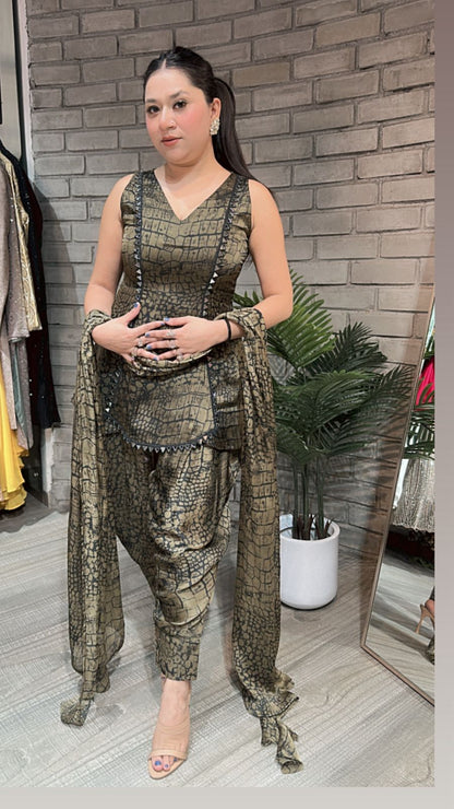 Niharika Dhoti salwar suit