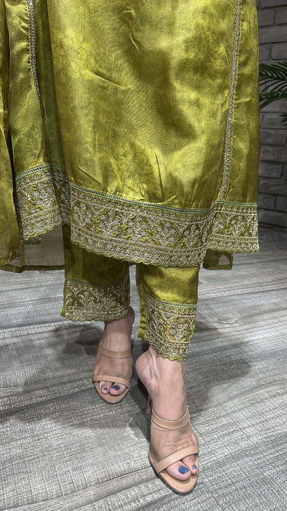 Meera Teej Anarkali