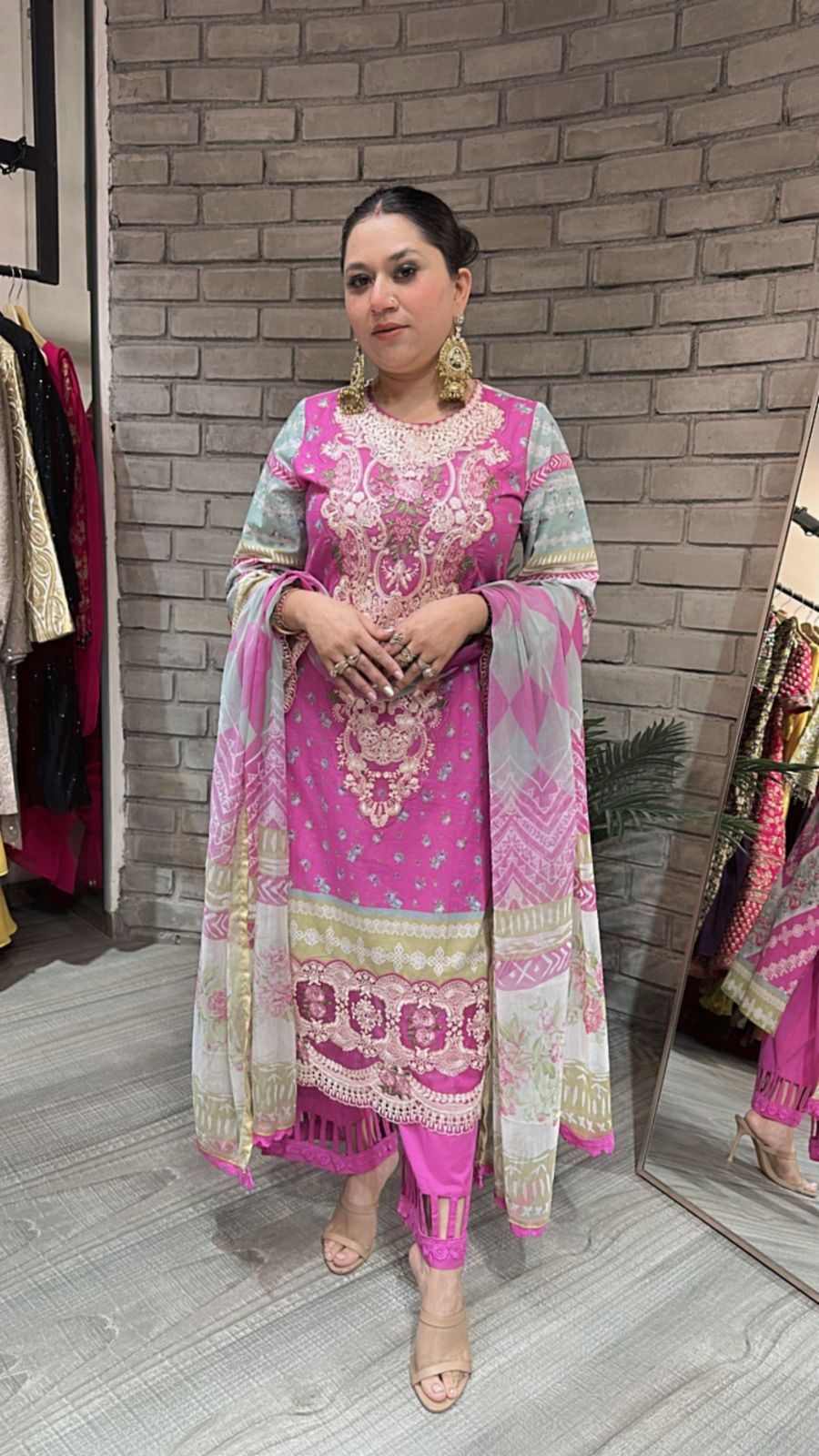 Gulabo Digital Print Suit