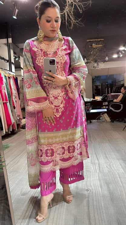 Gulabo Digital Print Suit