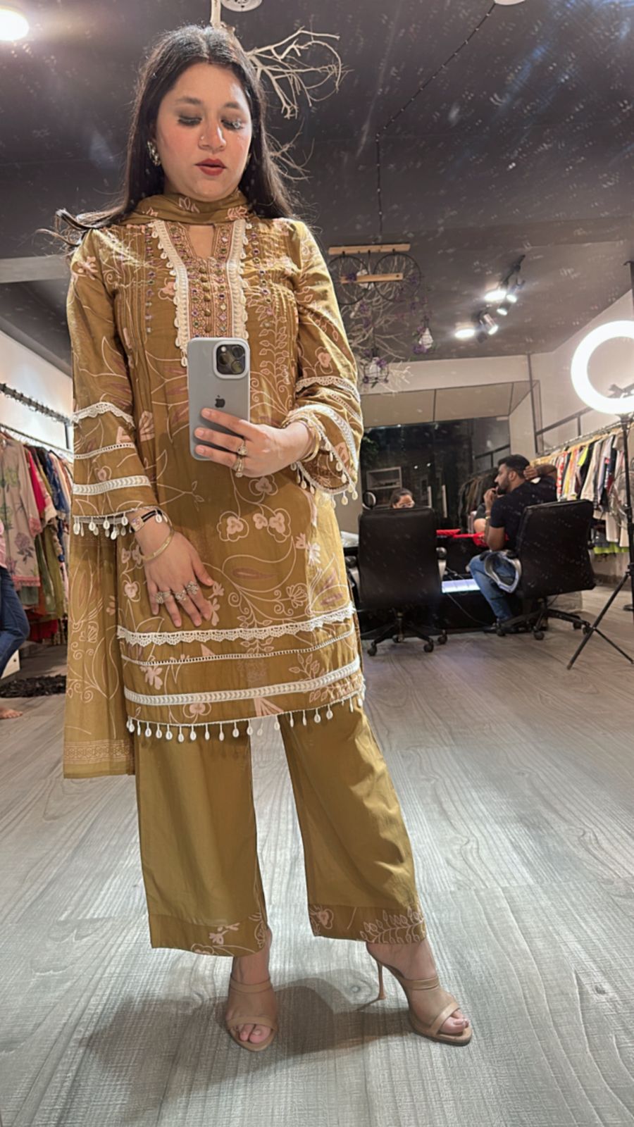 Assam Beige shell suit