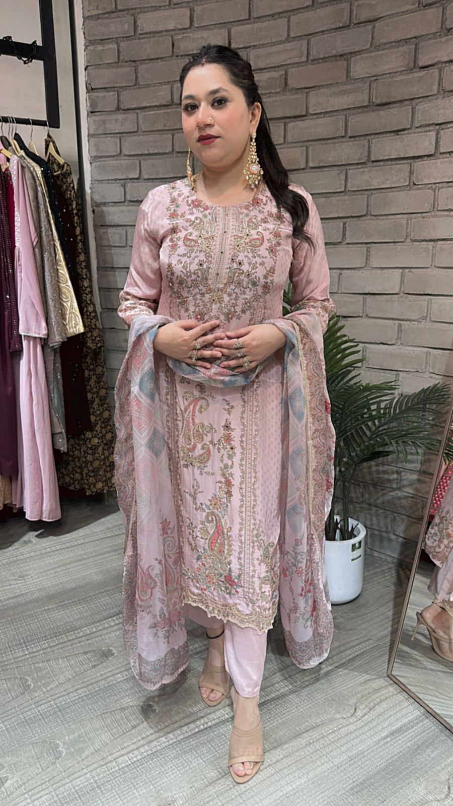 Fankaar Baby pink Digital suit