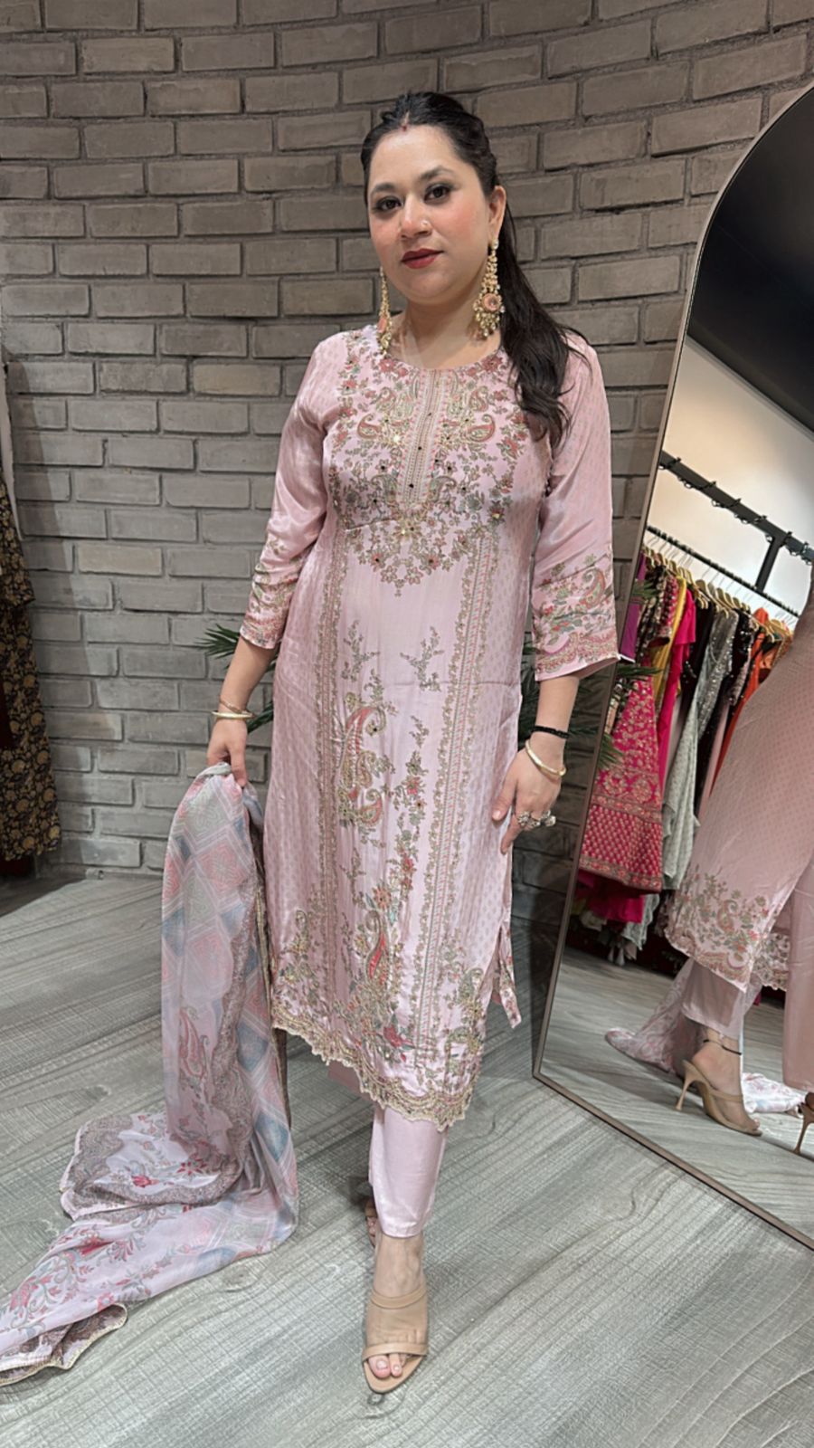 Fankaar Baby pink Digital suit