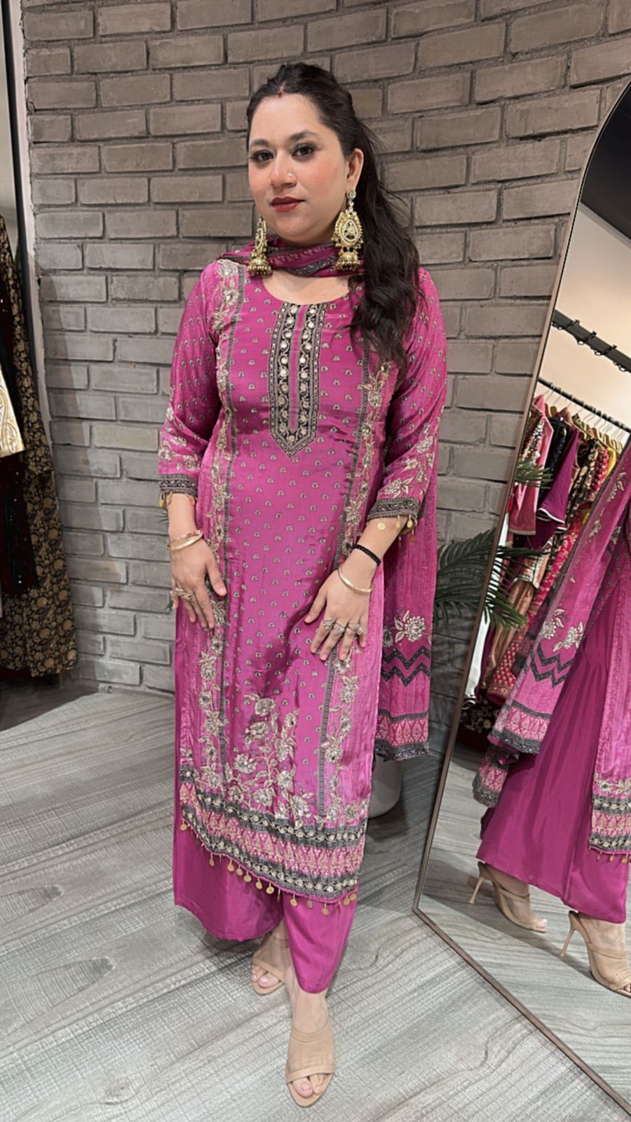 Dildar Raddish pink Digital suit