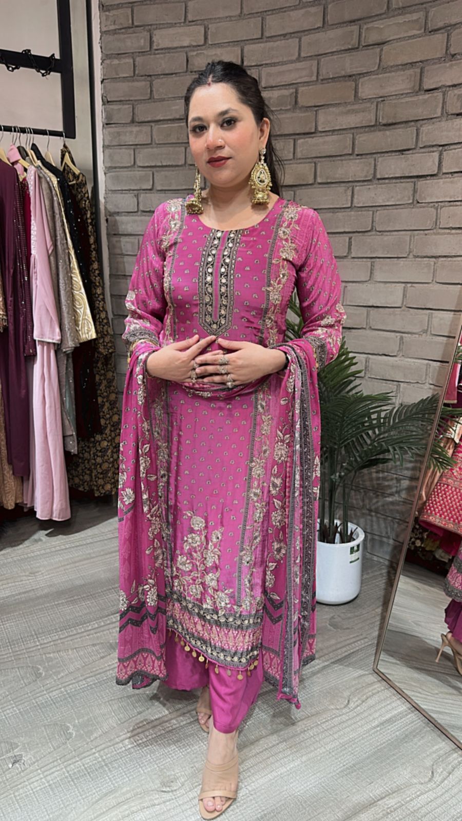 Dildar Raddish pink Digital suit