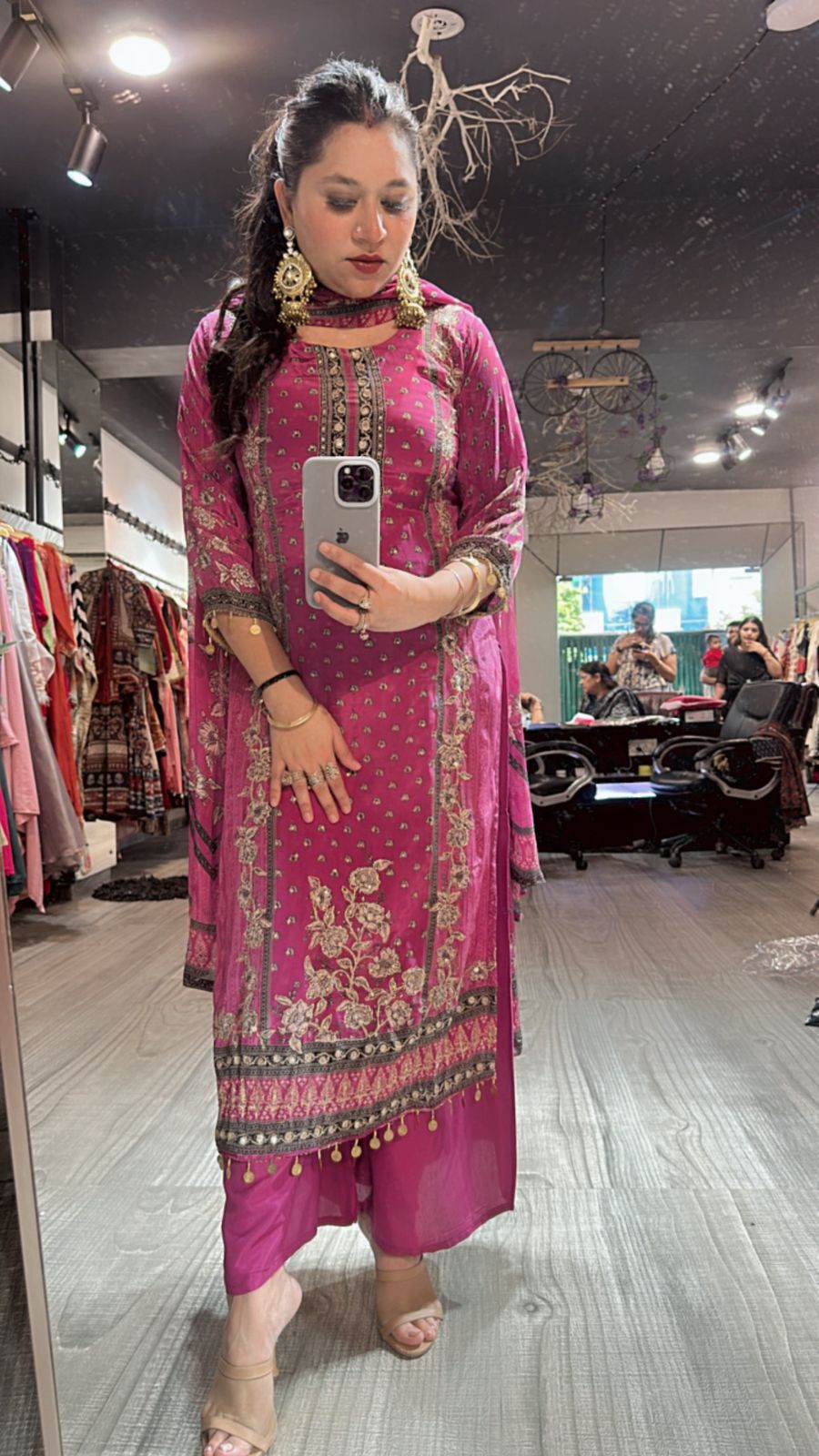 Dildar Raddish pink Digital suit