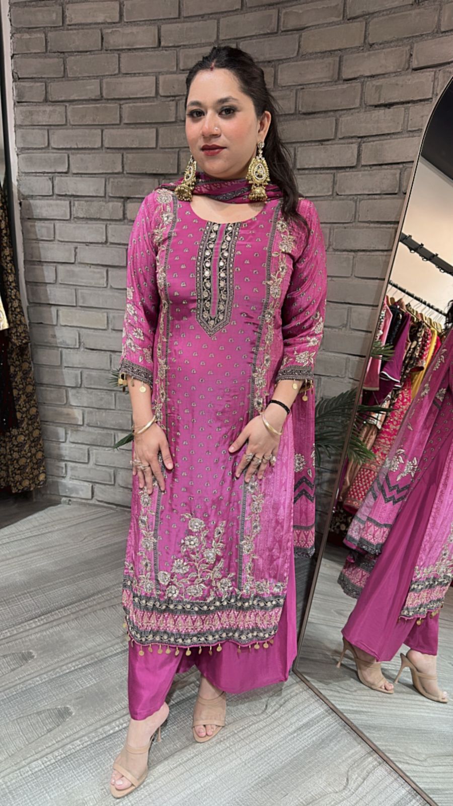 Dildar Raddish pink Digital suit