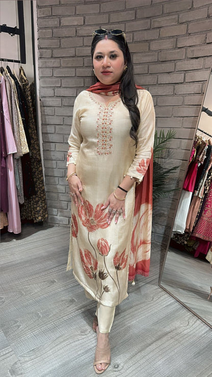 Aasma Designer suit