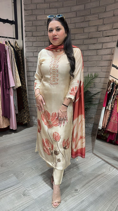 Aasma Designer suit