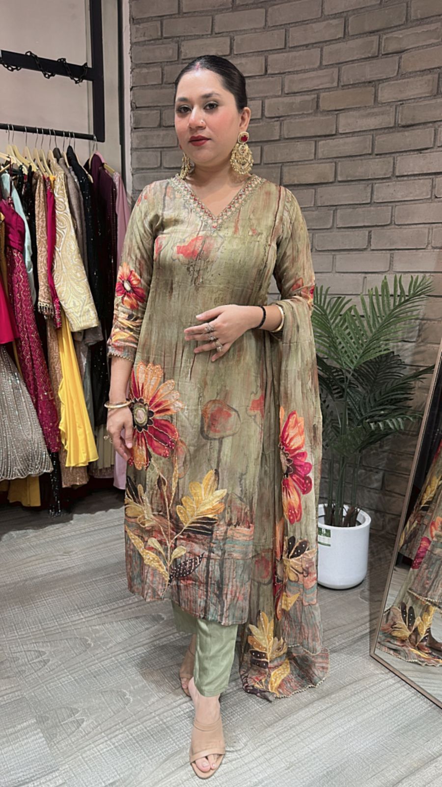 Lajawab Digital print suit