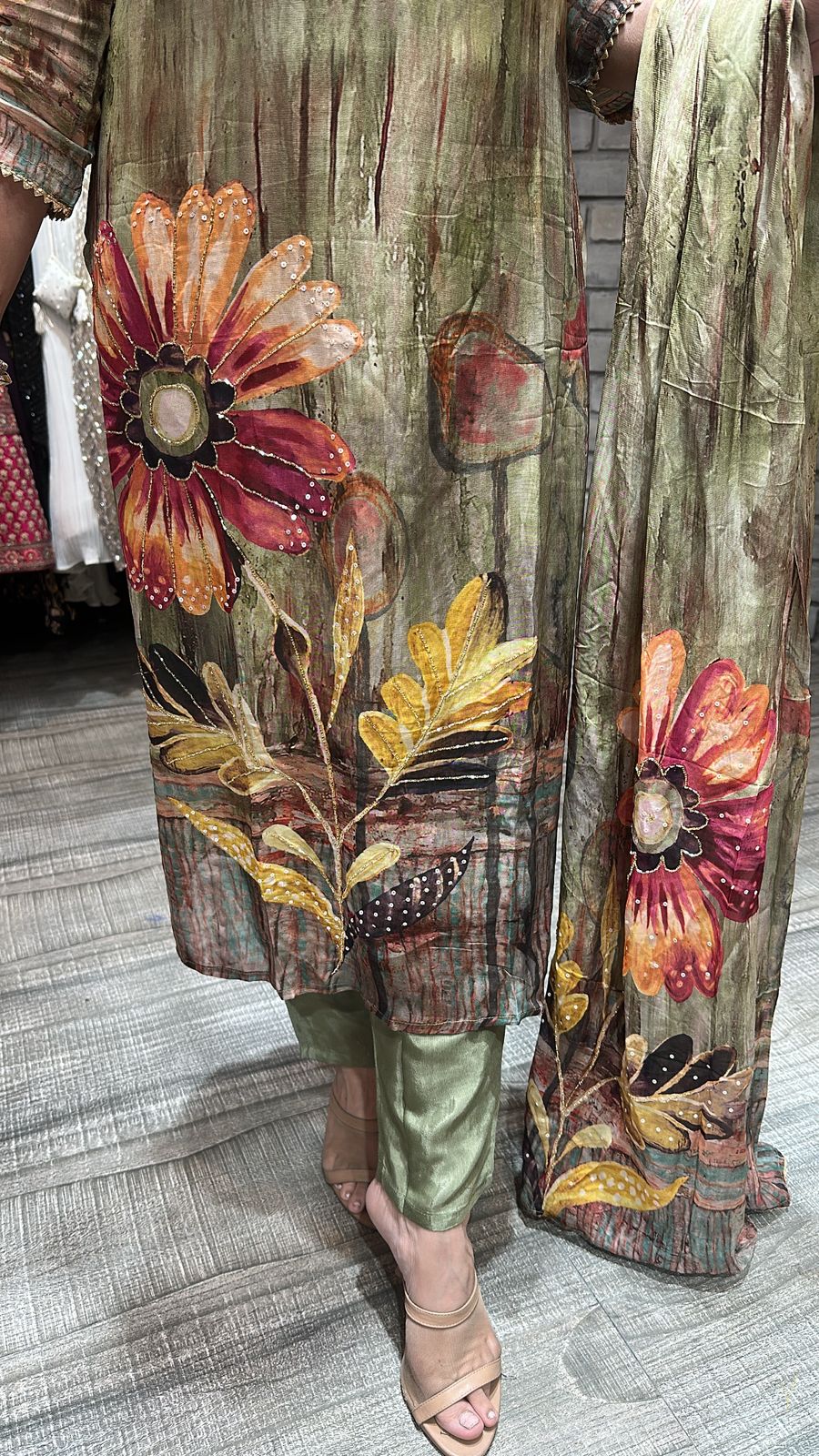 Lajawab Digital print suit