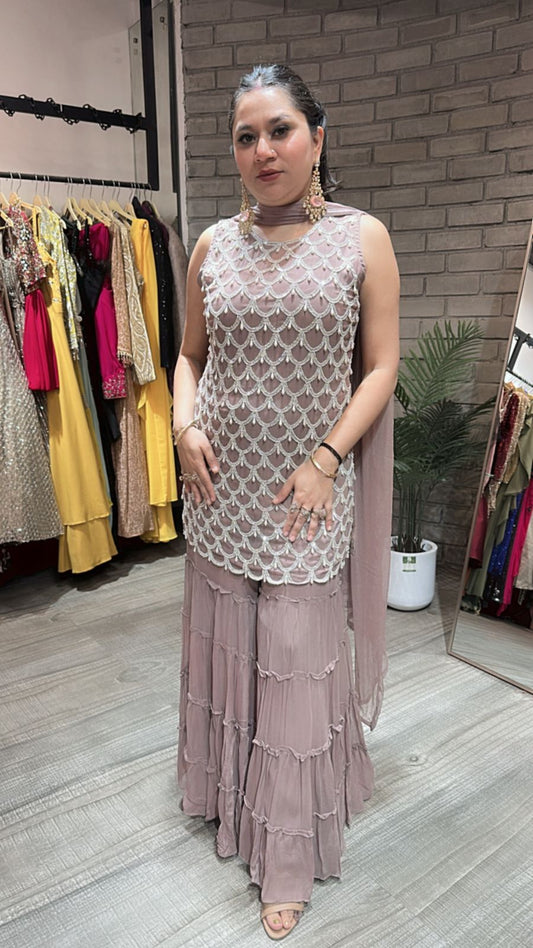 Kaju Katli Mouse pearl work suit