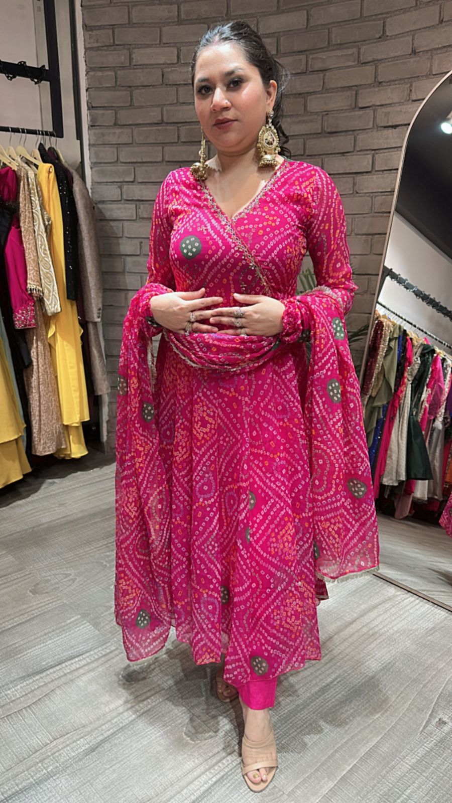 Jaipur Megenta leheria suit