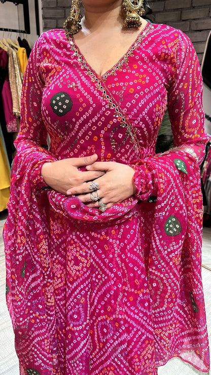 Jaipur Megenta leheria suit