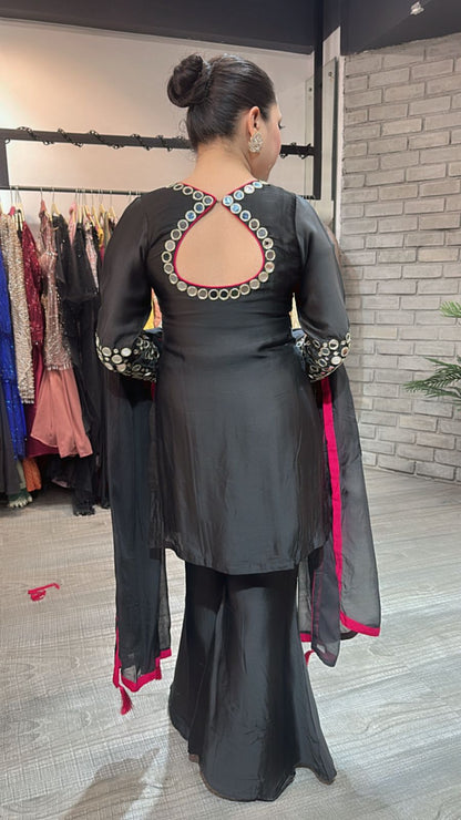 Rabri Black Mirror work suit