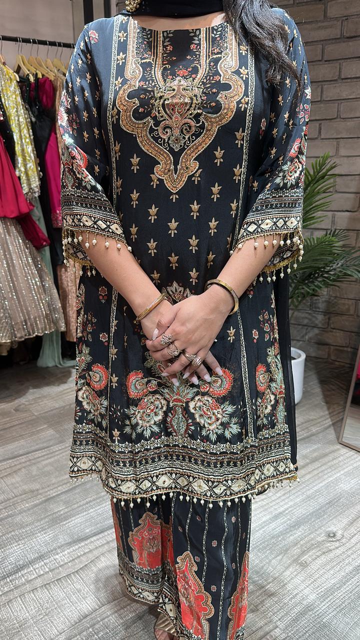 Polki Black C-cut suit