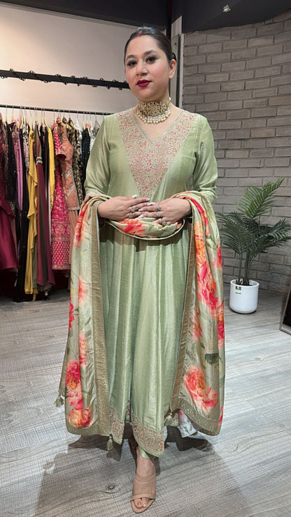 Melon pista Pocket wale Anarkali