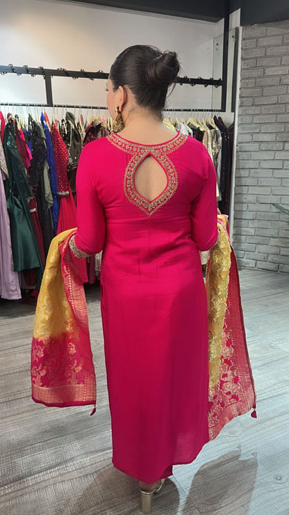 Shingar Foshia pink Dupatta Suit