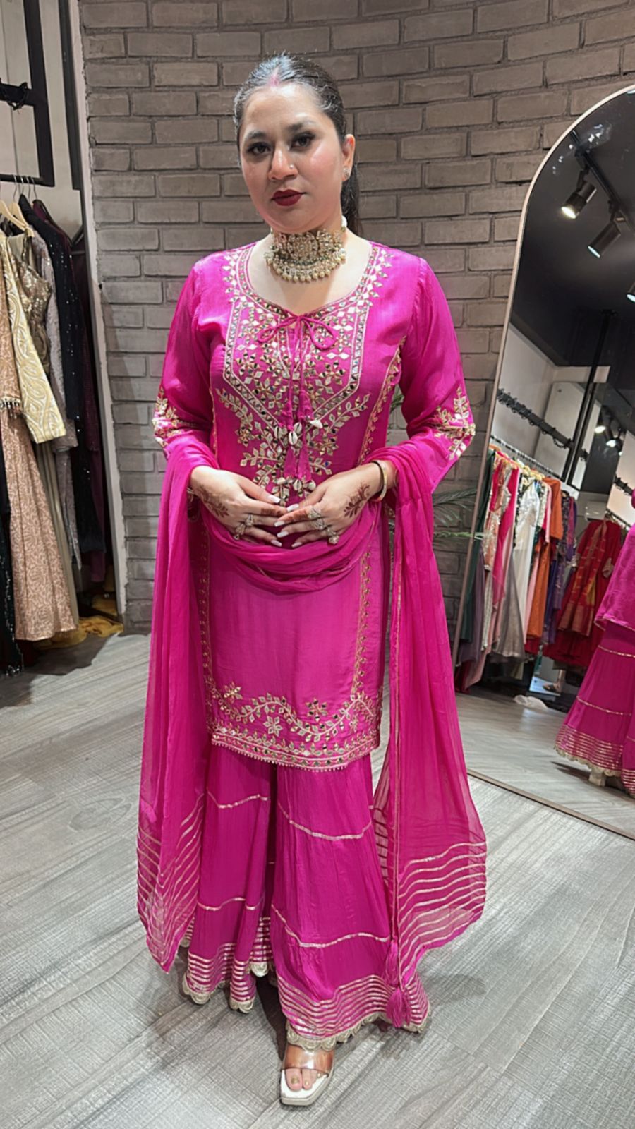 Ghevar Magenta pink pati work
