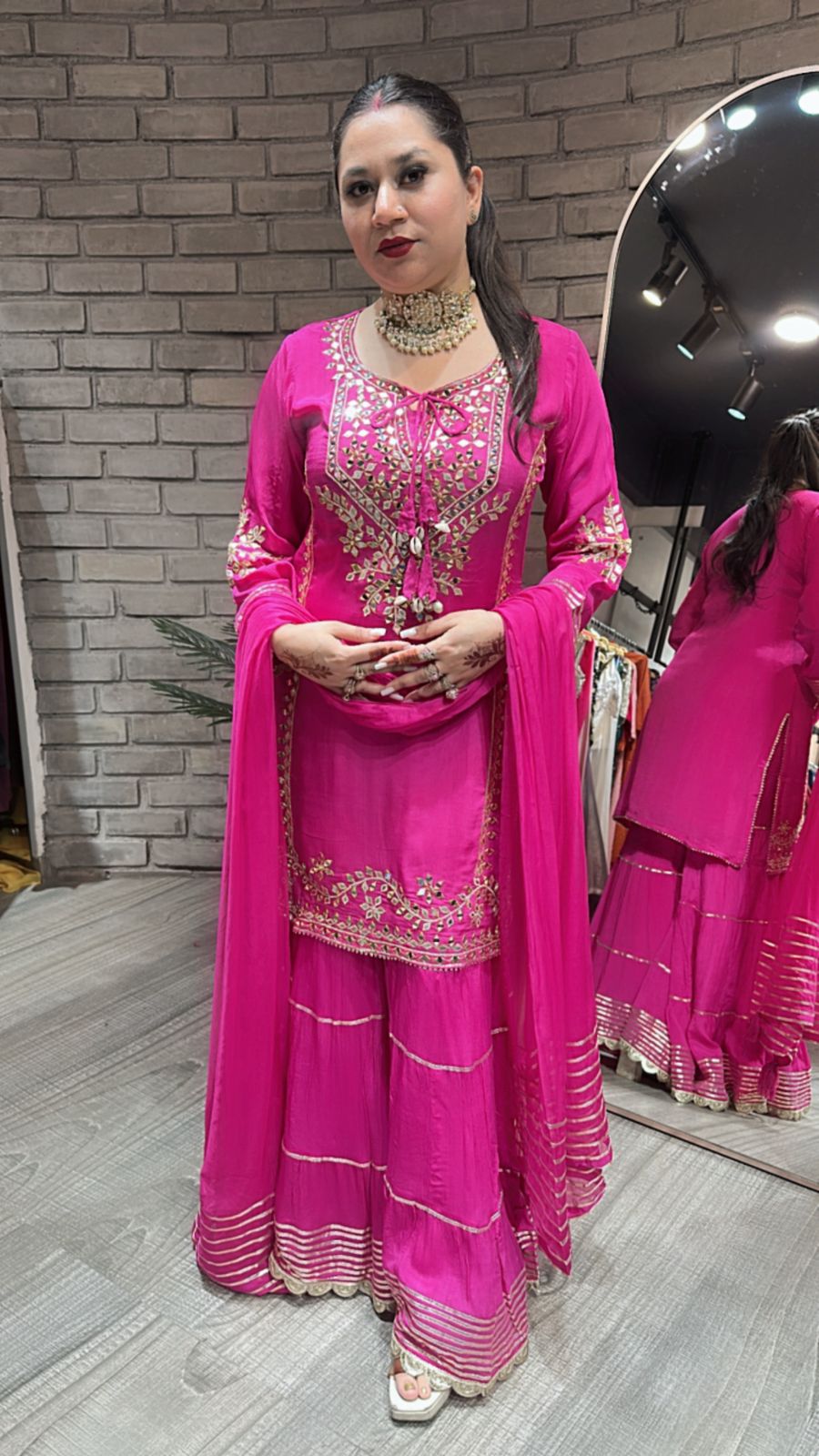 Ghevar Magenta pink pati work