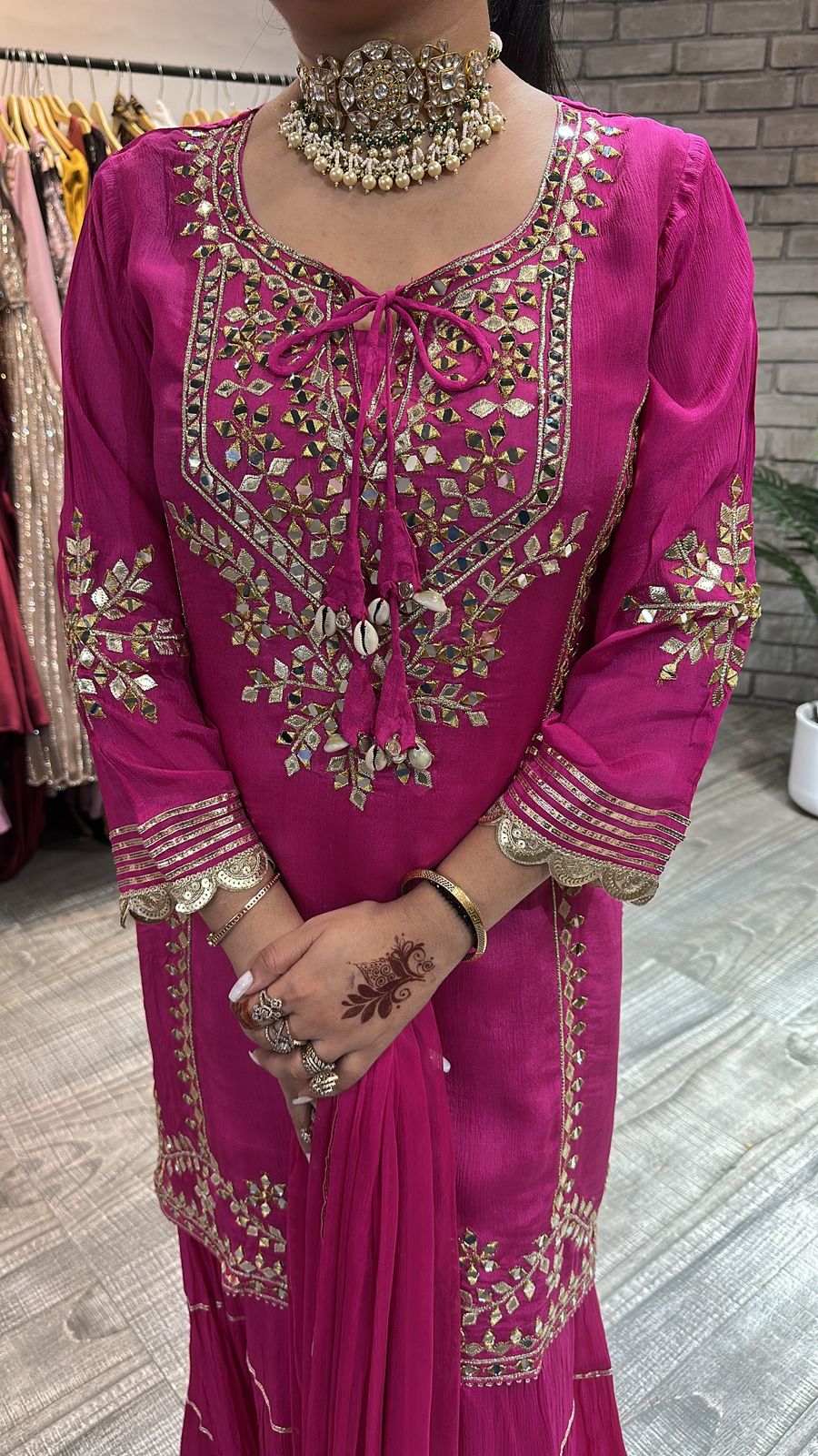 Ghevar Magenta pink pati work