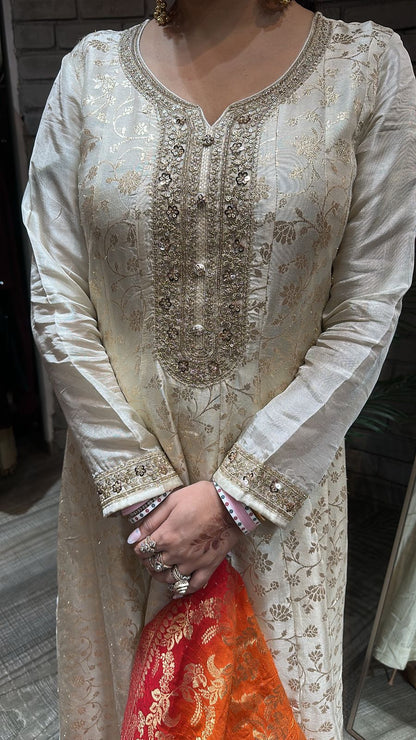 Sharnamli Ivory Anarkali Dupatta Suit