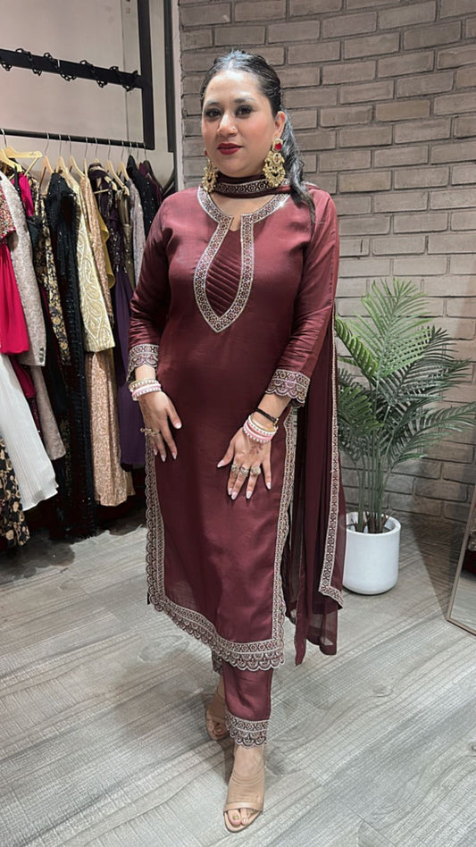 Thread Dark Brown suit