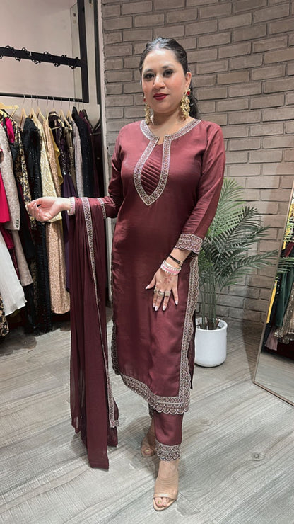Thread Dark Brown suit