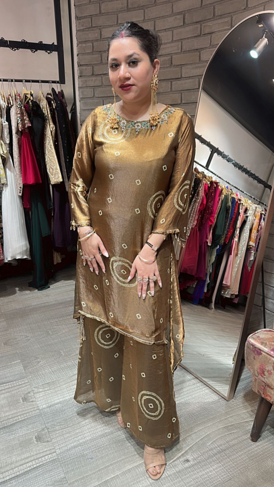 Bismil ke mehfil Golden Cordset