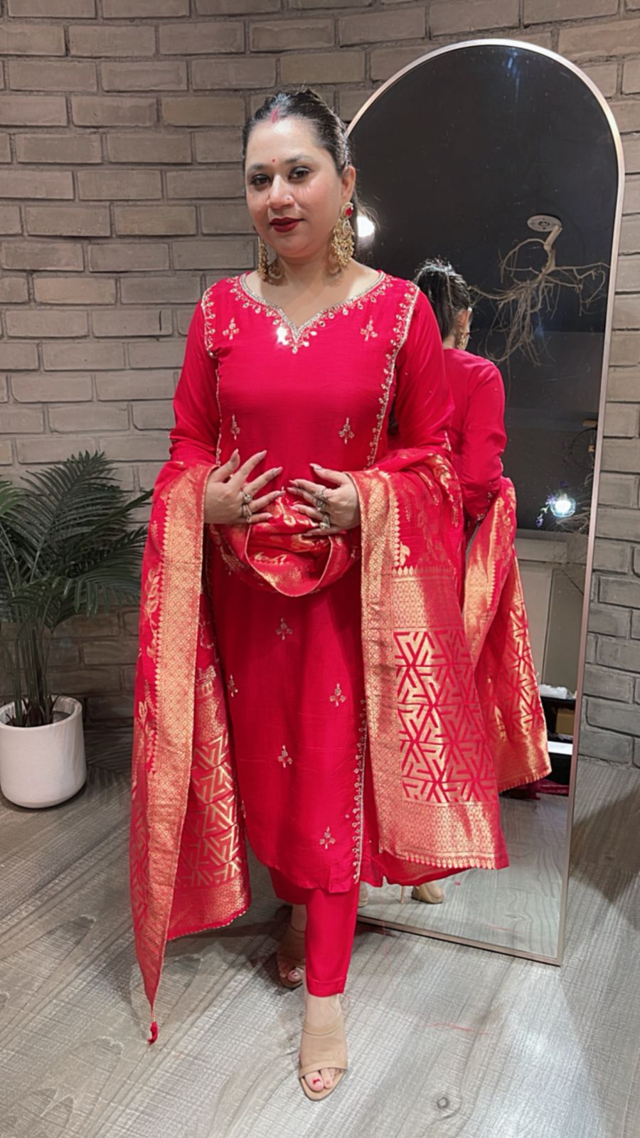 Mohabbatein Red Dupatta Suit