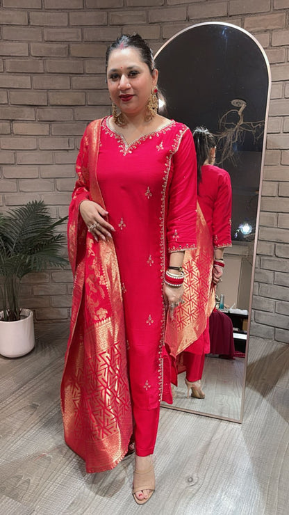 Mohabbatein Red Dupatta Suit