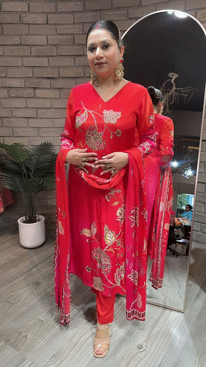 Sanskar ombré Embroidered Suit