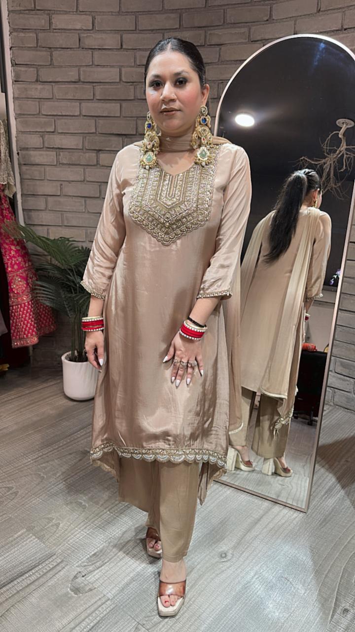 Kriti Designer C-Cut Style Suit