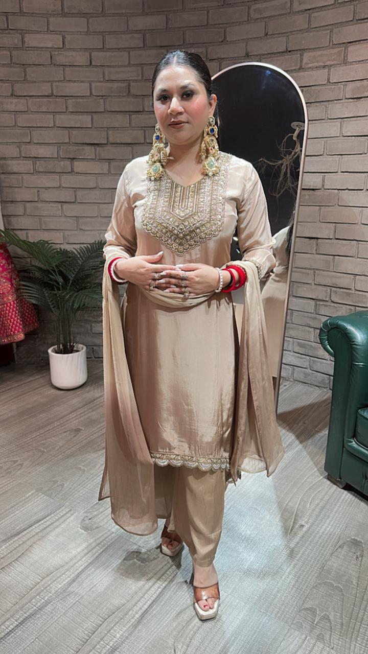 Kriti Designer C-Cut Style Suit