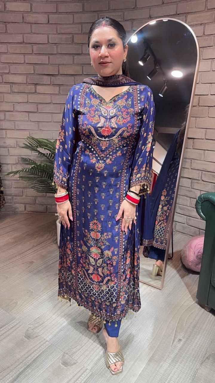 Tadap Navy Blue C-Cut Digital Suit