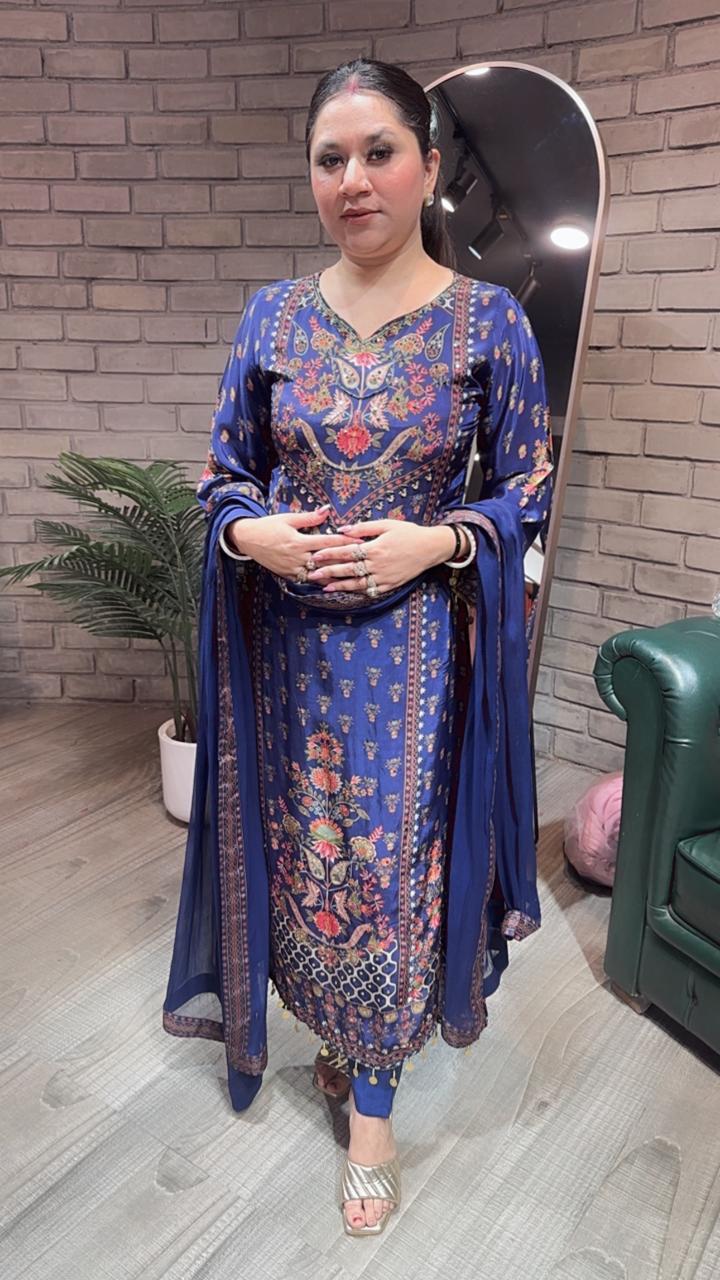 Tadap Navy Blue C-Cut Digital Suit