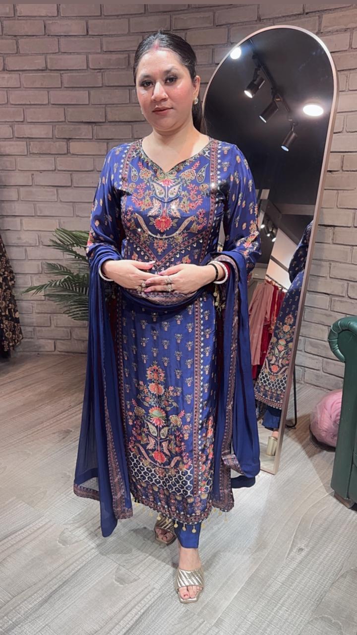 Tadap Navy Blue C-Cut Digital Suit
