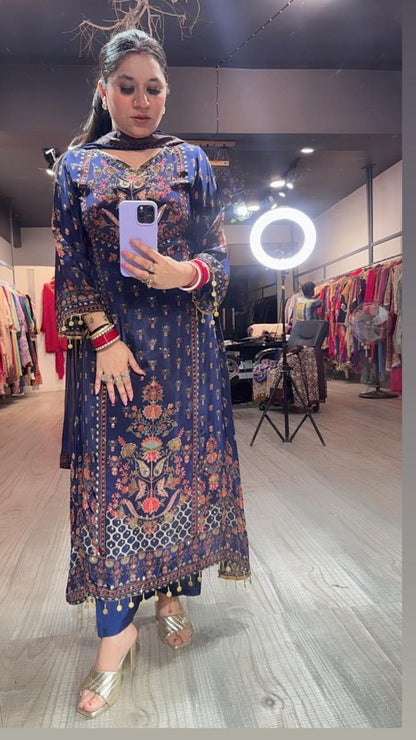 Tadap Navy Blue C-Cut Digital Suit