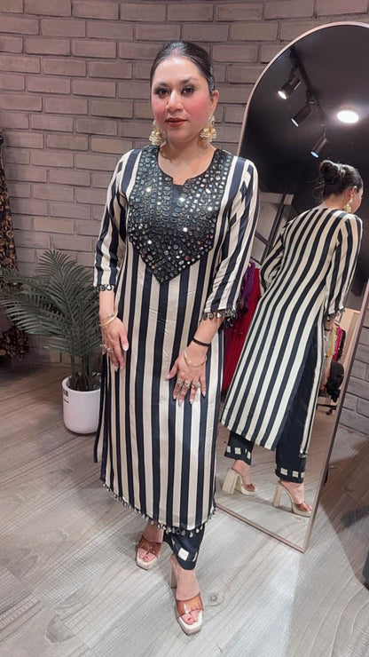 Puzzle Black White Tunic Set