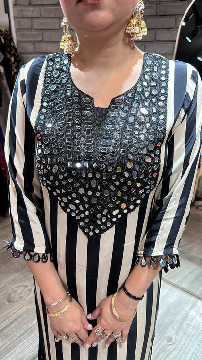Puzzle Black White Tunic Set