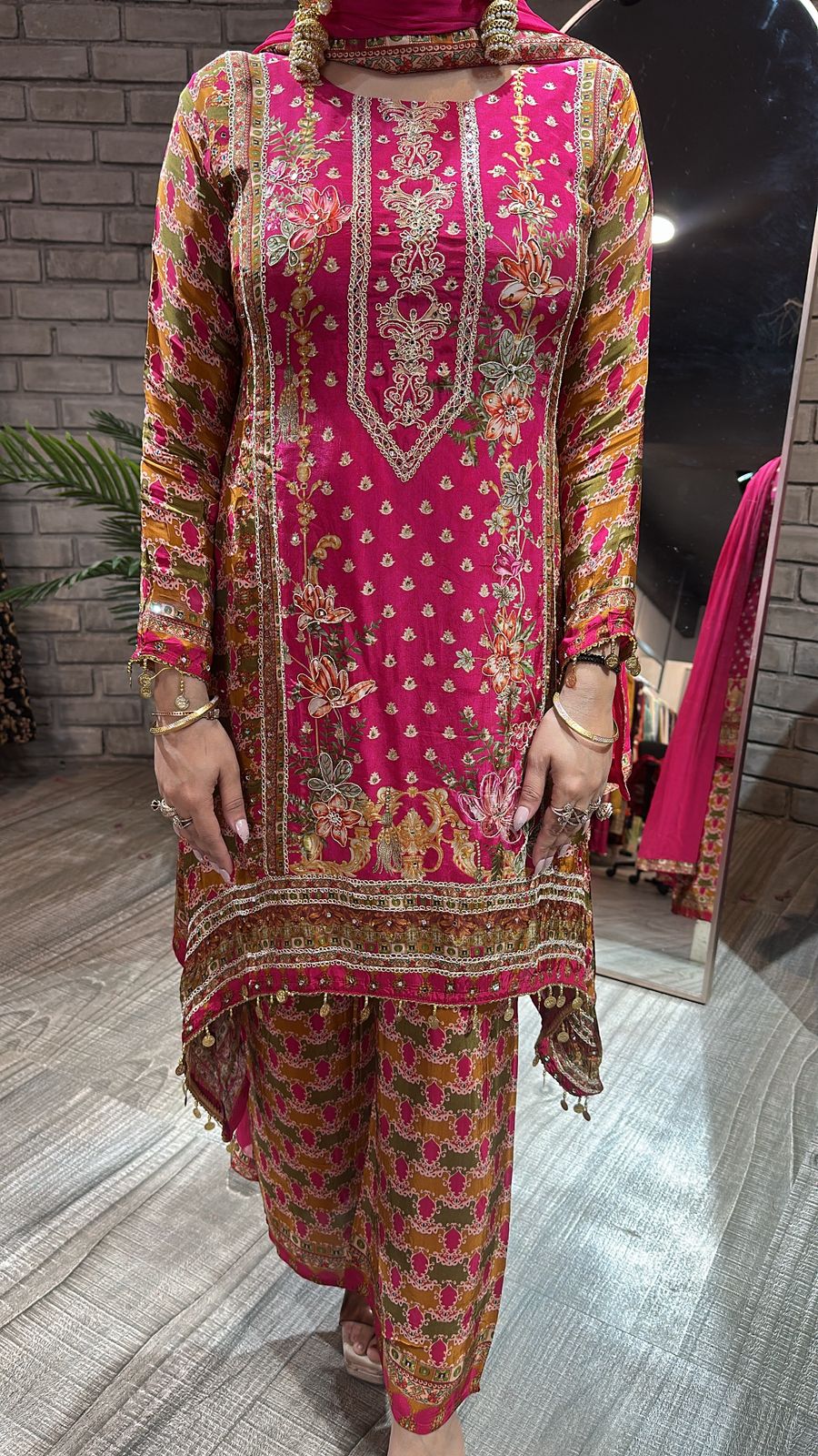 Imarti C-cut printed suit 3pc