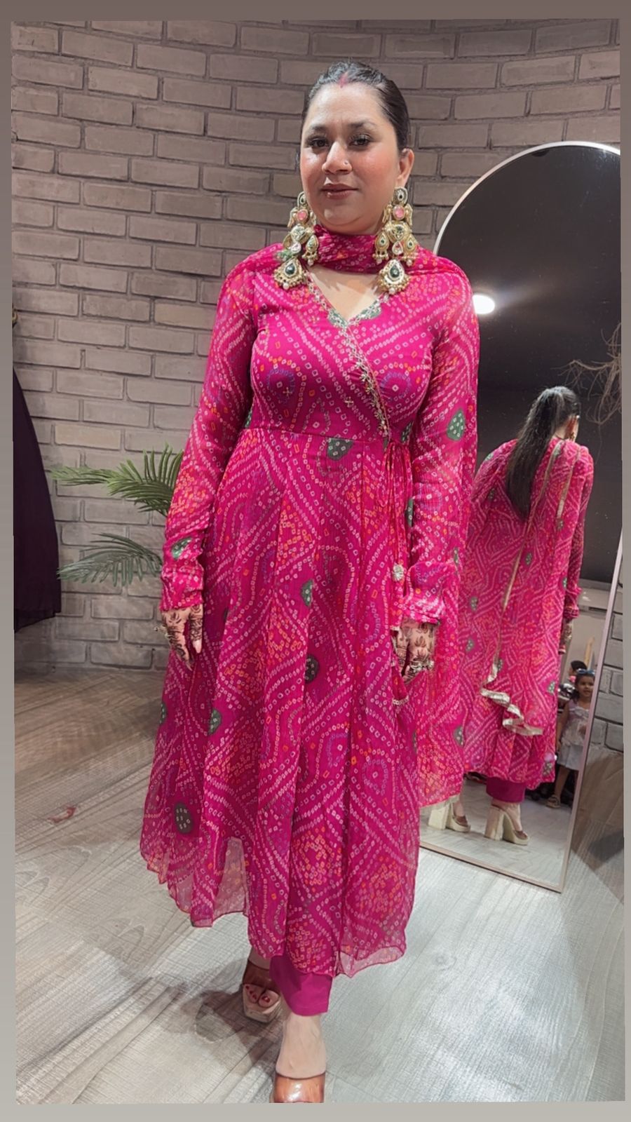 Jaipur Magenta leheria suit