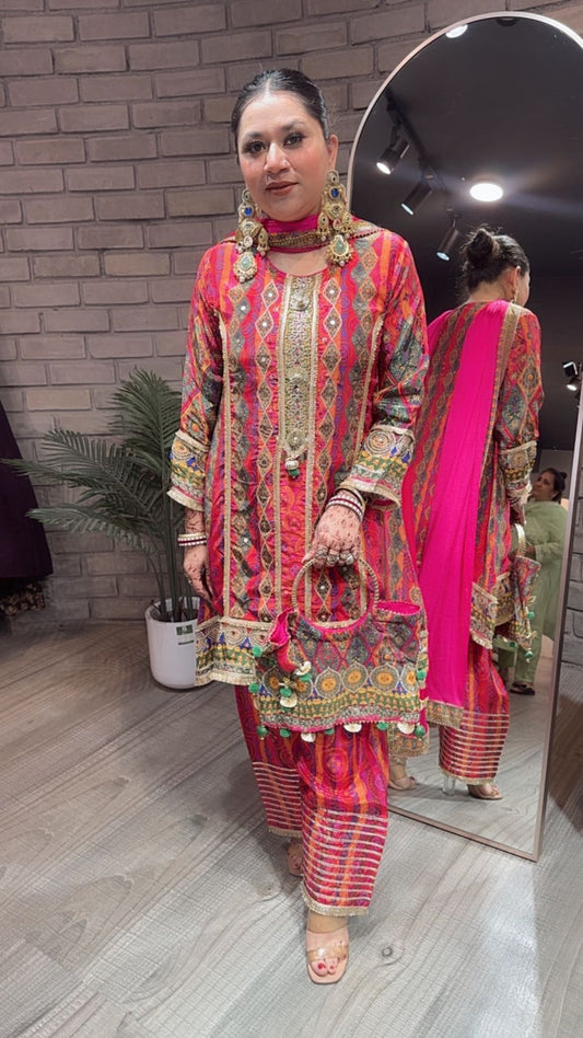 Pataka Multicolor Farsi Potli suit