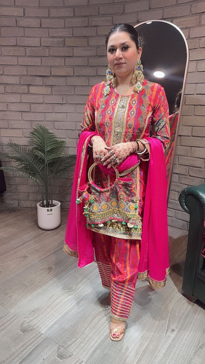 Pataka Multicolor Farsi Potli suit