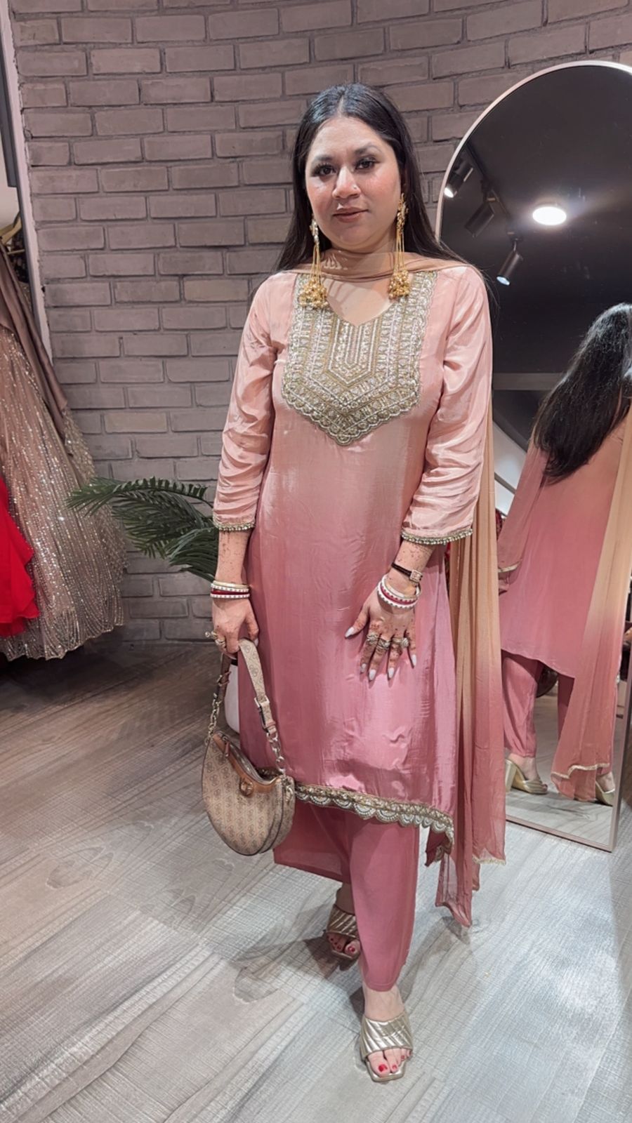 Kriti Designer onion Ombré C-Cut Style Suit