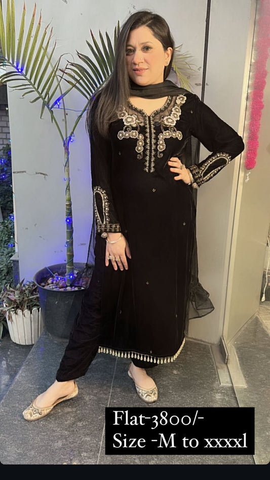 Celebrity Black Handwork velvet suit