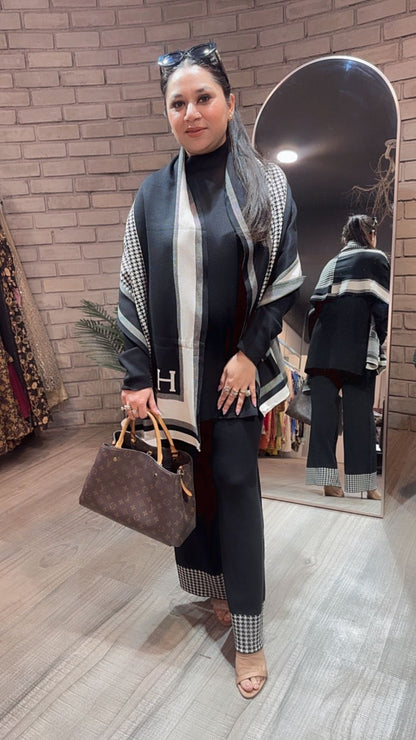 Freeze Black Woolen Cordset