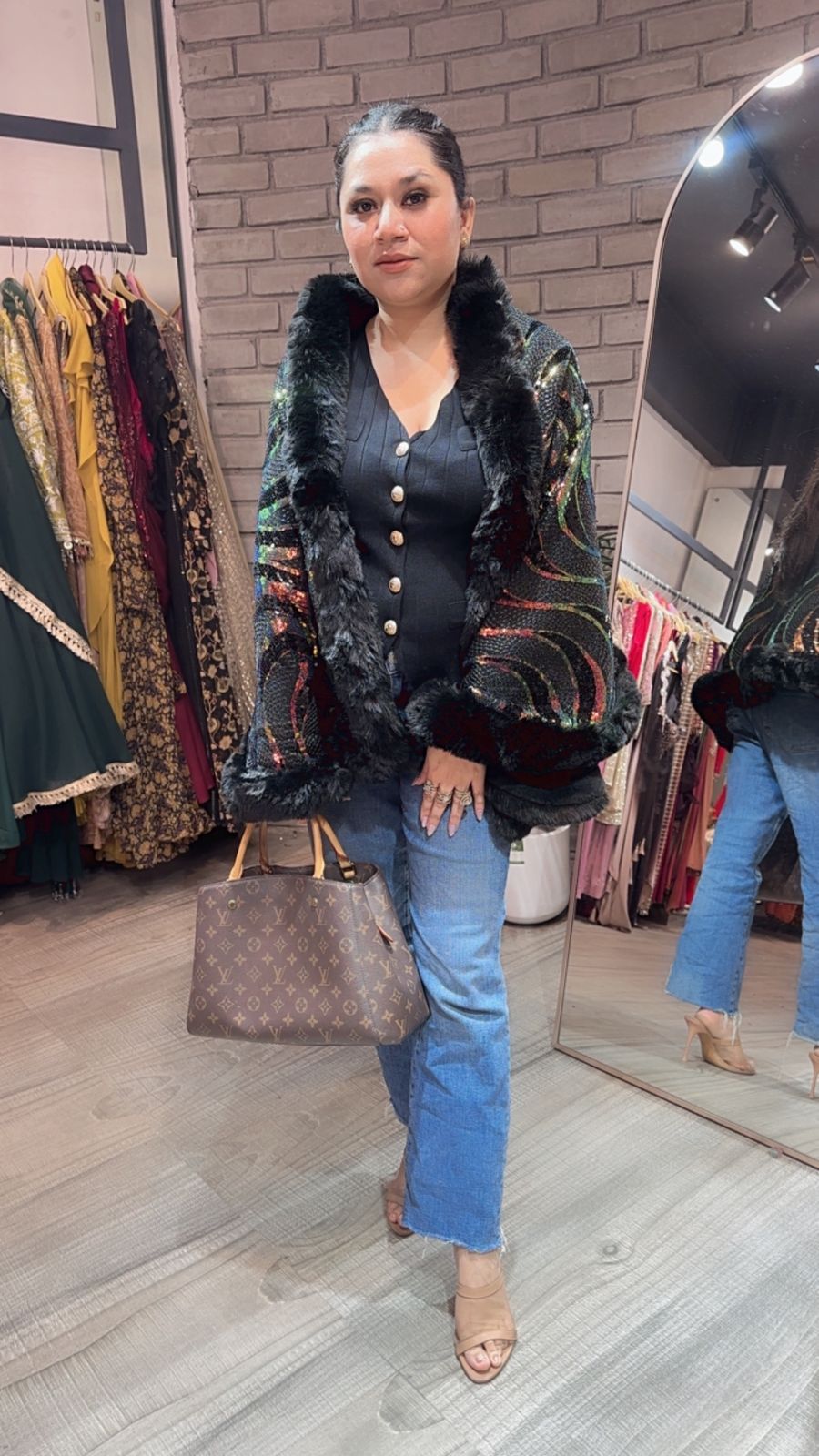 Glimmer Black Fur Stole